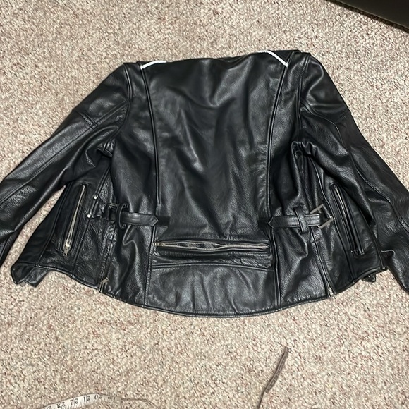 Vintage leather motorcycle jacket - Picture 13 of 14